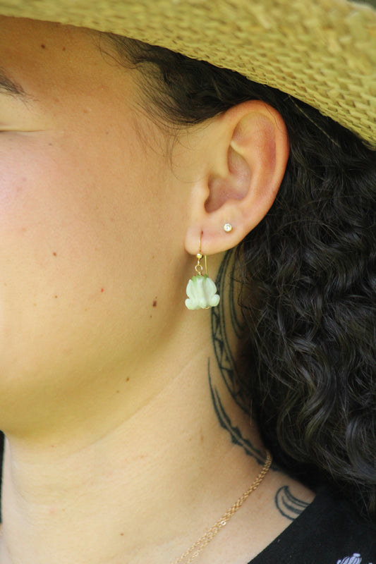 Single puakalaunu earrings